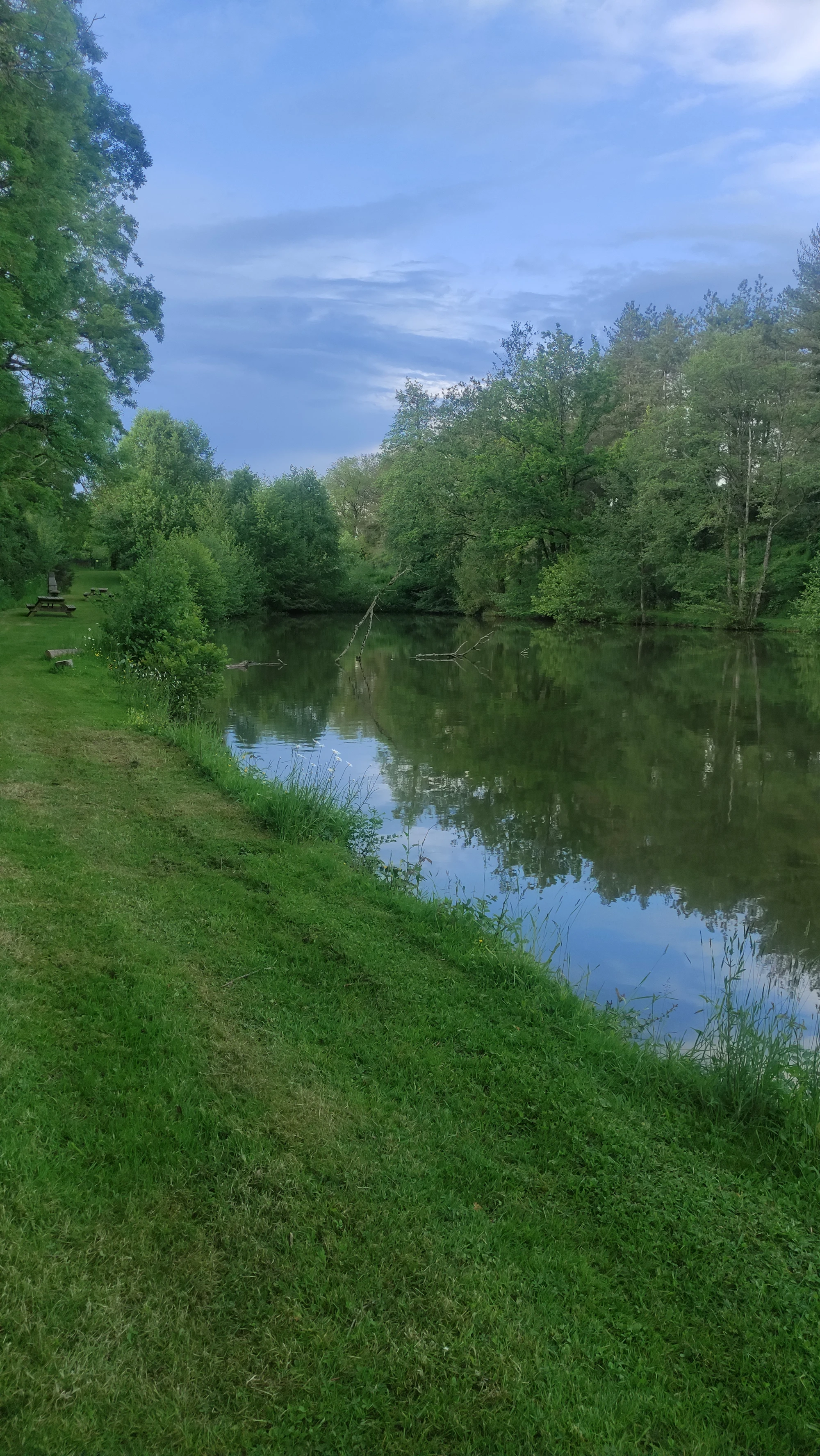 Étang des chênes à 5mn de Laval image